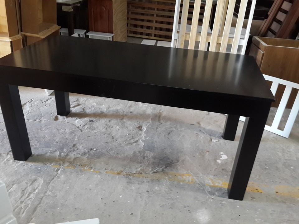 Juego de comedor ( con mesa trampa ) y sillas tapizadas