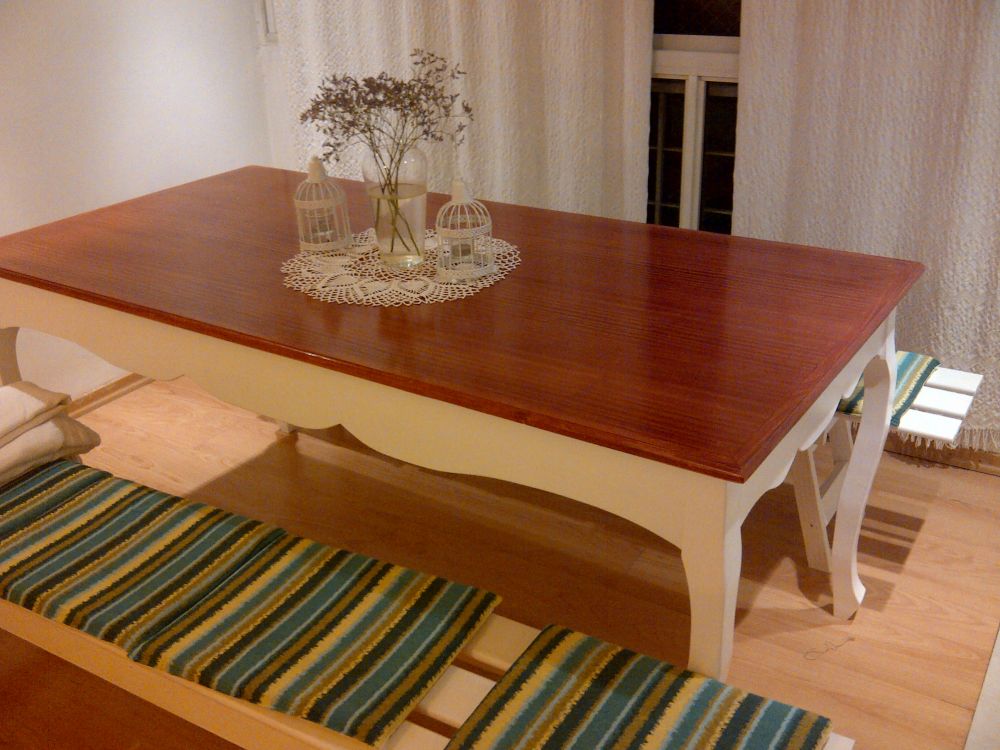 Mesa de Comedor Estilo Vintage  